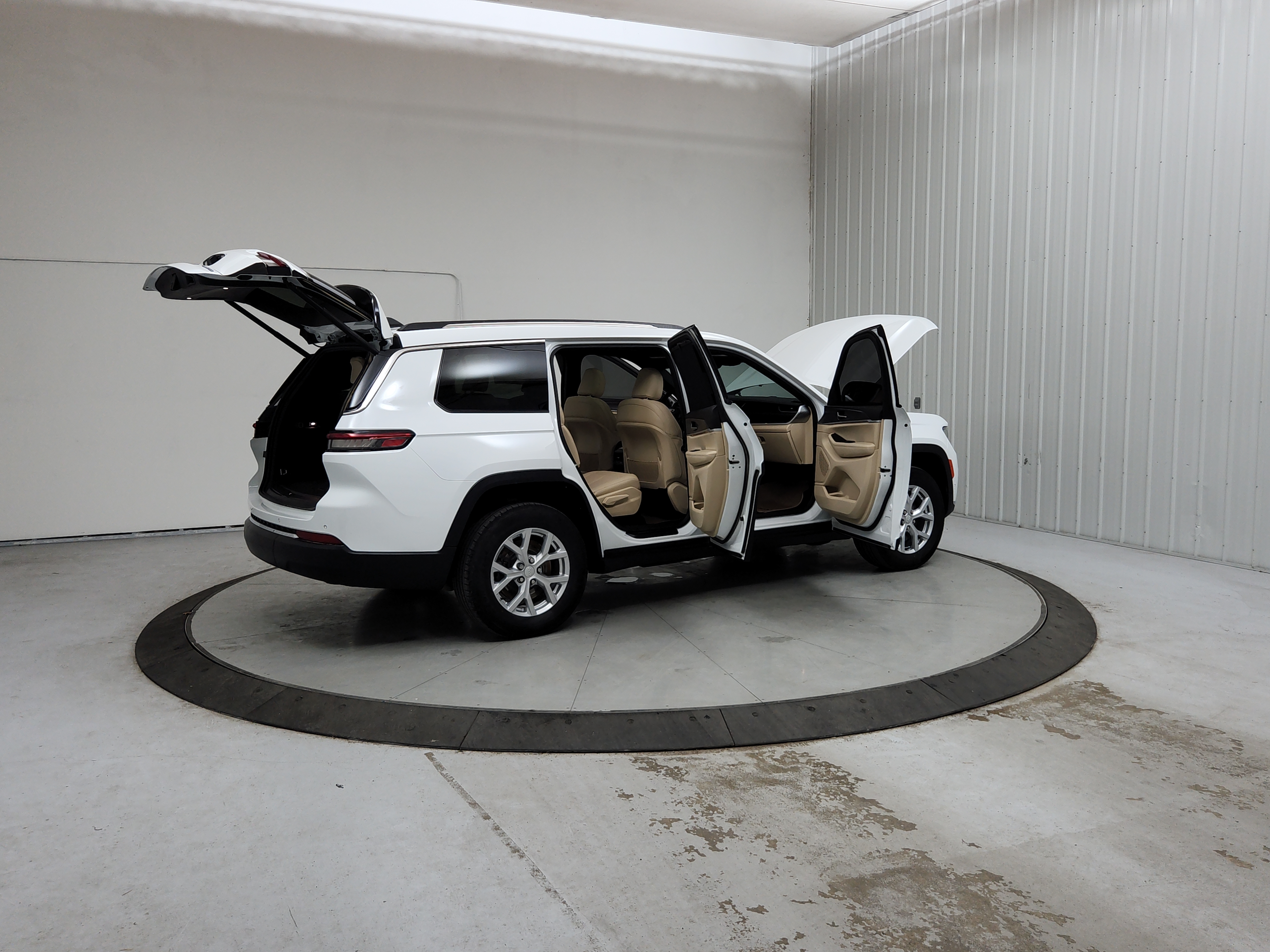 Used 2023 Jeep Grand Cherokee For Sale at Jones Nissan | VIN